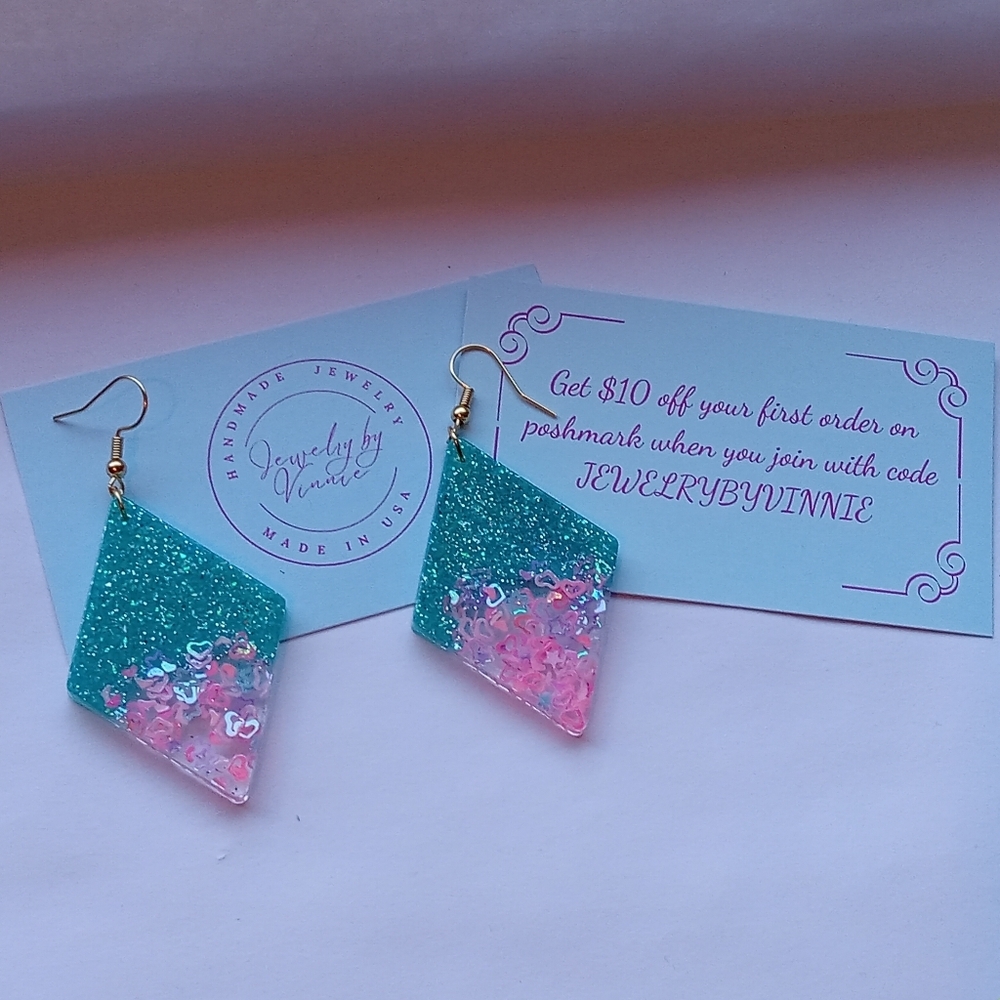 Hand Crafted Pink And Teal Caribbean Sunset Collection Diamonds - Picture 4 of 6